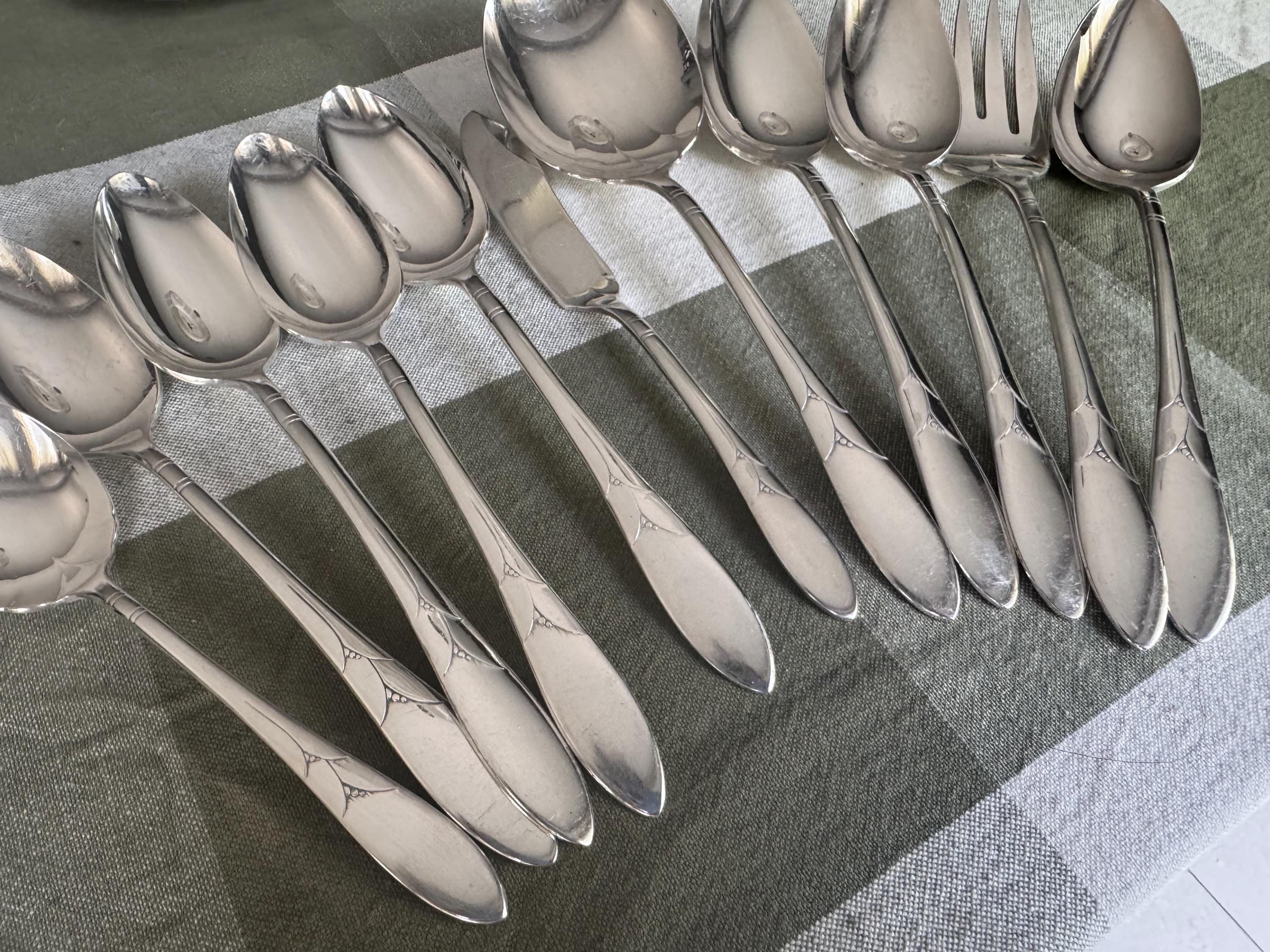 Vintage Community Lady Hamilton Silverplate Serving Pieces – 11 Piece Set