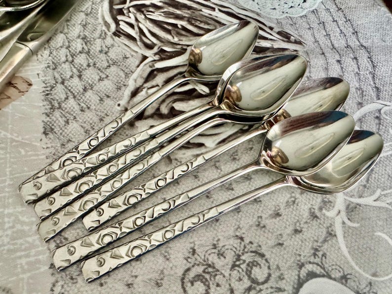 Vintage “Navaho” Stainless Flatware Set by 1847 Rogers Bros – Mid Century Modern (32pcs) bild 6