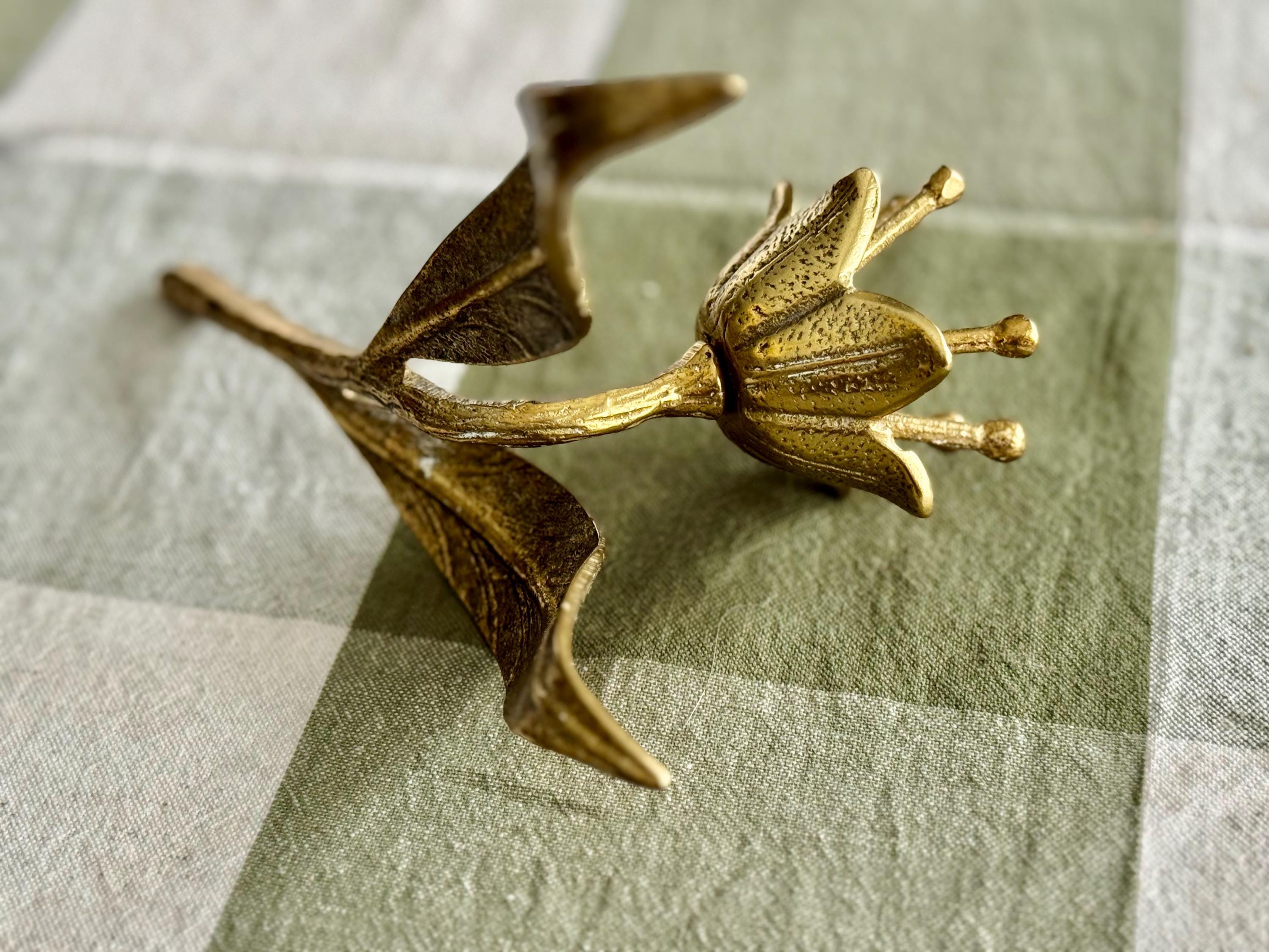 Vintage Brass Lotus Candle Holder – Sculptural Mid Century Brass Decor