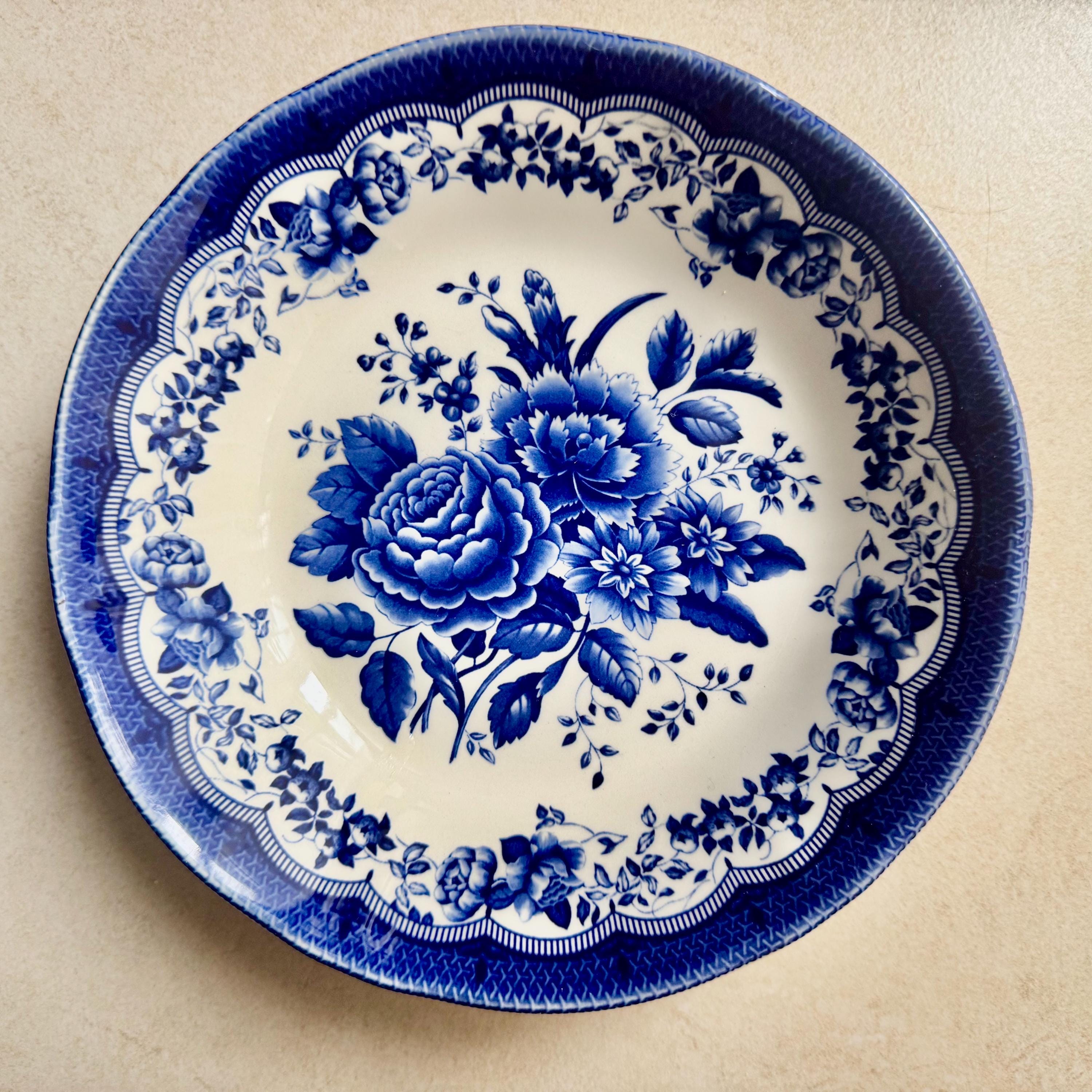 Vintage Blue & White Botanical Wall Plate Gallery — 7 Piece Curated Collection