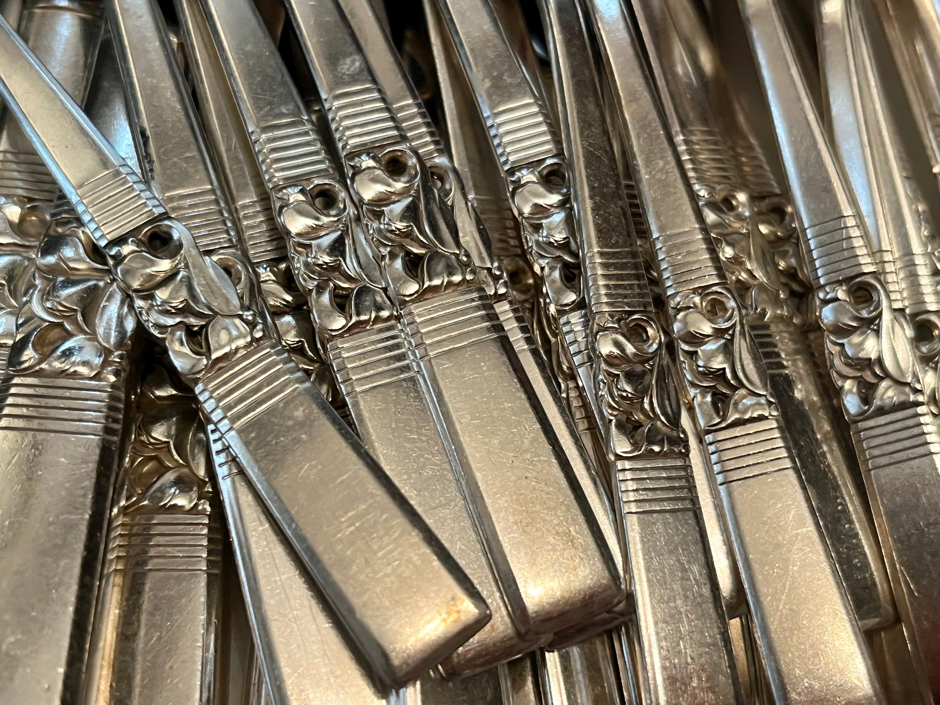 Vintage 1948 Morning Star Silverware Set – Art Deco Community Oneida for 8 (48pcs)