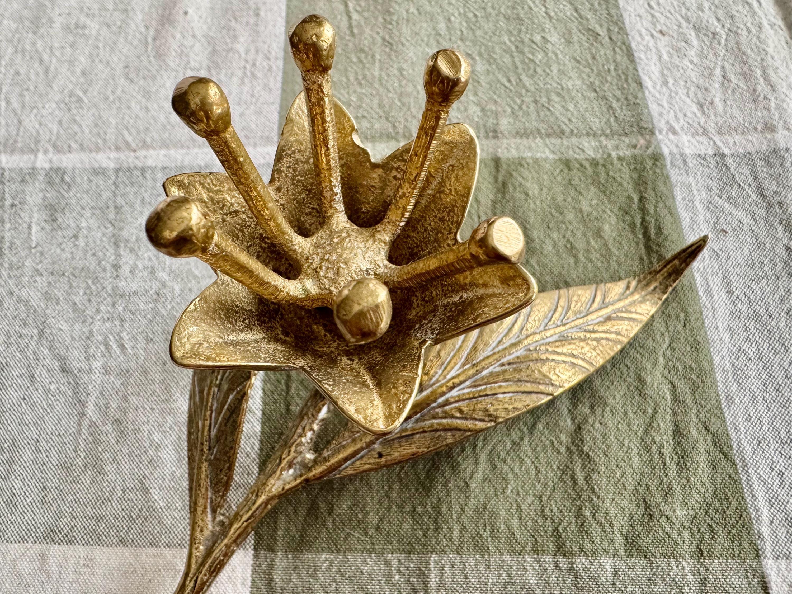 Vintage Brass Lotus Candle Holder – Sculptural Mid Century Brass Decor