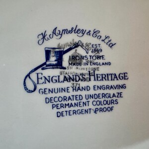 Vintage or Antique Blue & White Transferware Serving Platters bild 7