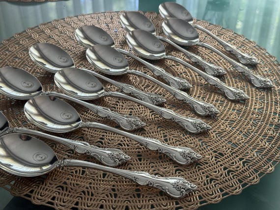 Vintage Orleans Rogers Bros Silverplate Round Soup Spoons - Set of 12