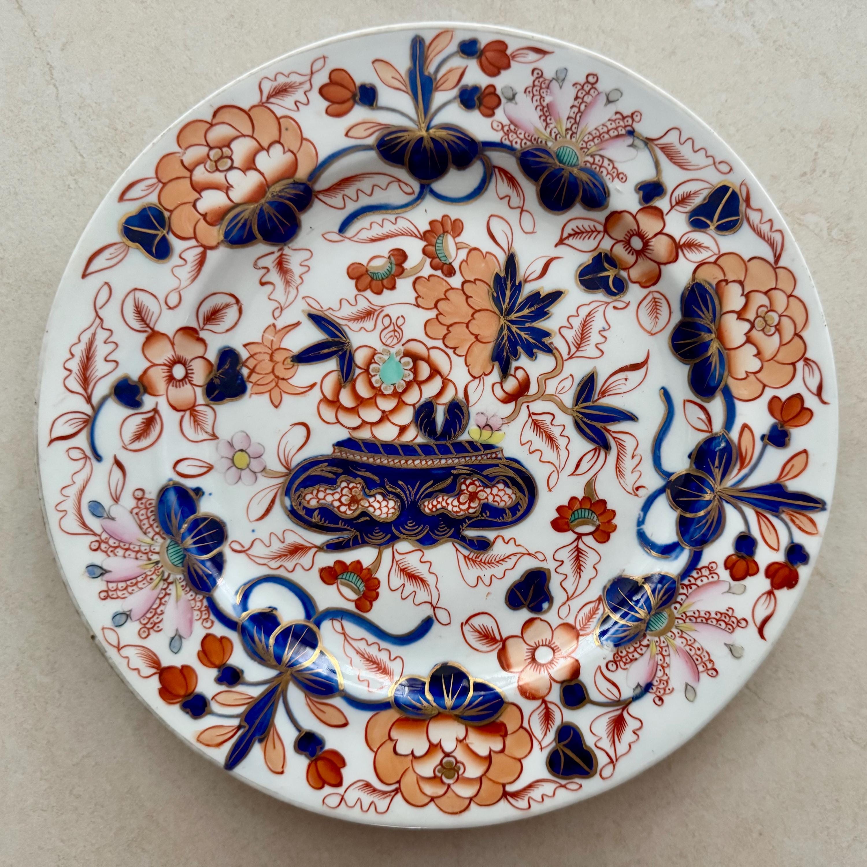 Vintage Imari Style Wall Plate Gallery – 7 Piece Mixed Porcelain Collection
