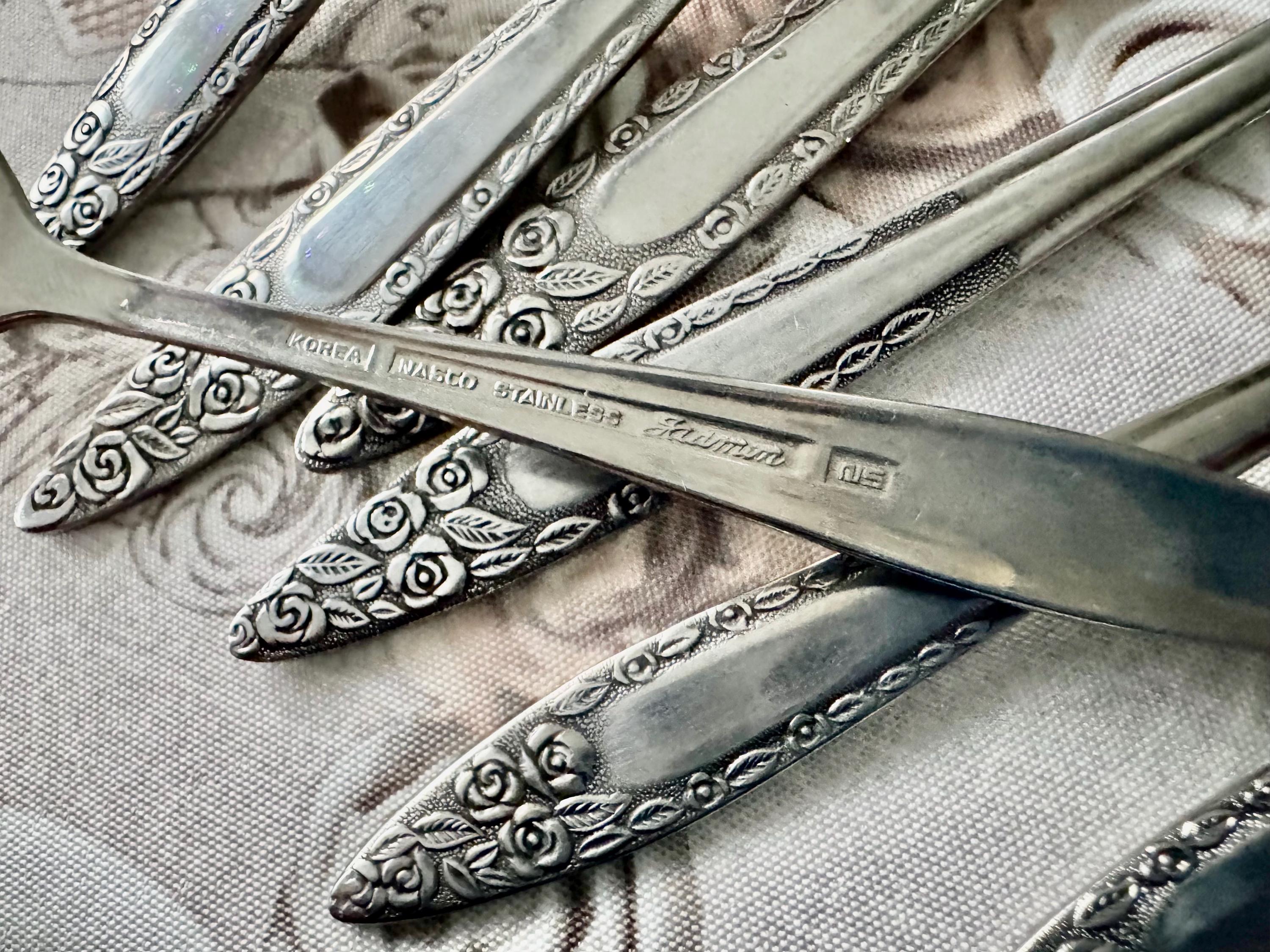 Vintage NASCO “Mariana / Jasmin” Stainless Flatware Collection – Floral Roses Pattern Korea