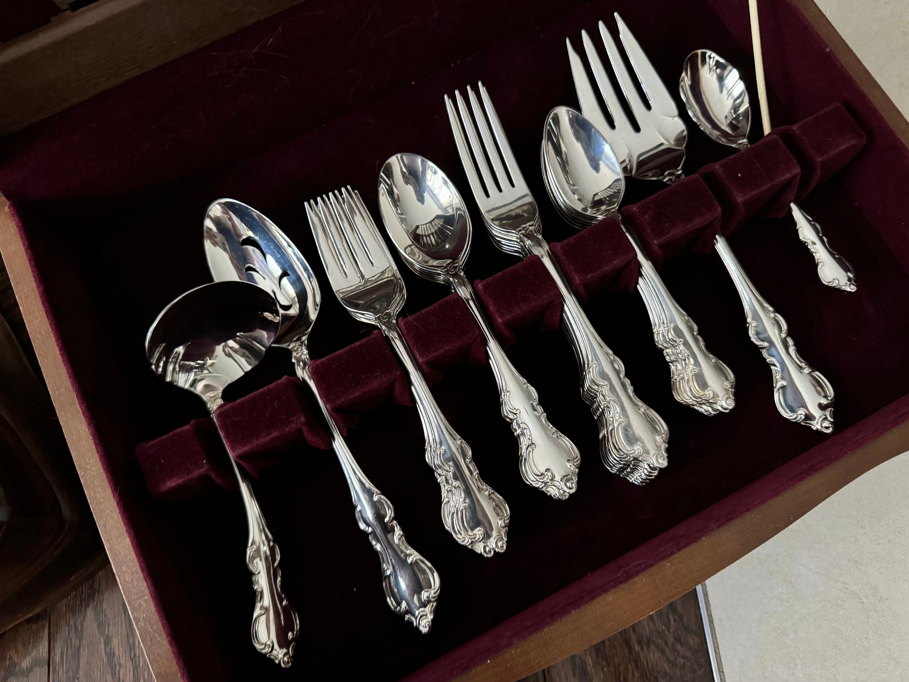 Vintage International Silver Co. Silver-Plated Flatware Set – Service for 12 (62 Pieces) in Storage Chest