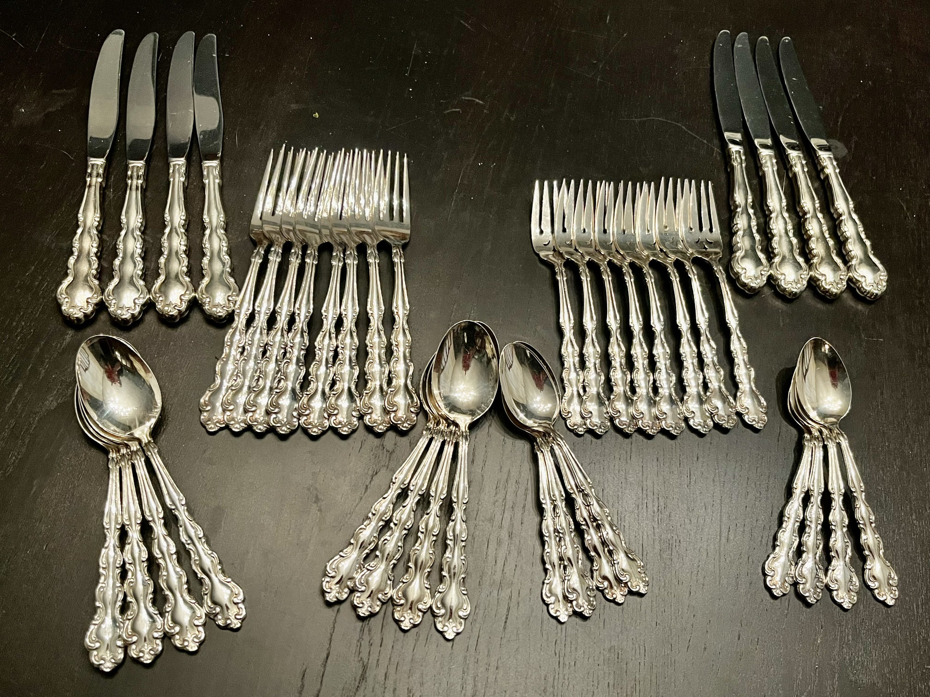 Vintage Oneida Silverplate Flatware Set: Modern Baroque Complete Service for 8