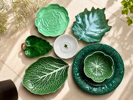Vintage Green Botanical Wall Plate Collection – Set of 7 | Leaf & Cabbage Plates | Majolica Style Wall Gallery | Grandmillennial Decor