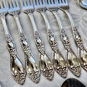 Vintage Oneida Huntington USA (Stainless 1977-1991) Flatware Set – Complete Set for 6 (36 items) Bild 5