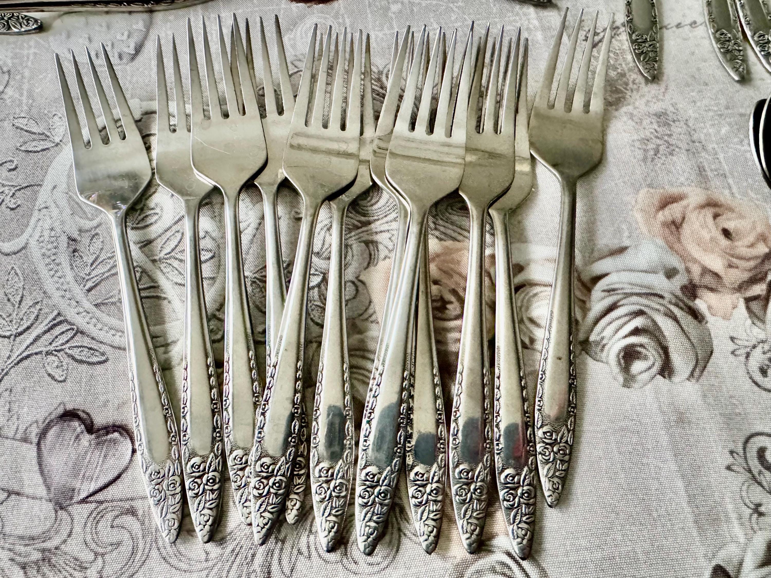 Vintage NASCO “Mariana / Jasmin” Stainless Flatware Collection – Floral Roses Pattern Korea