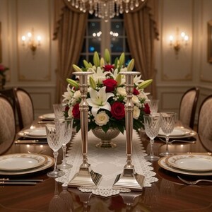 Tall Bombay Candlesticks – Lightly Gilded Silver Tone Wedding Table Centerpiece Pair Bild 4