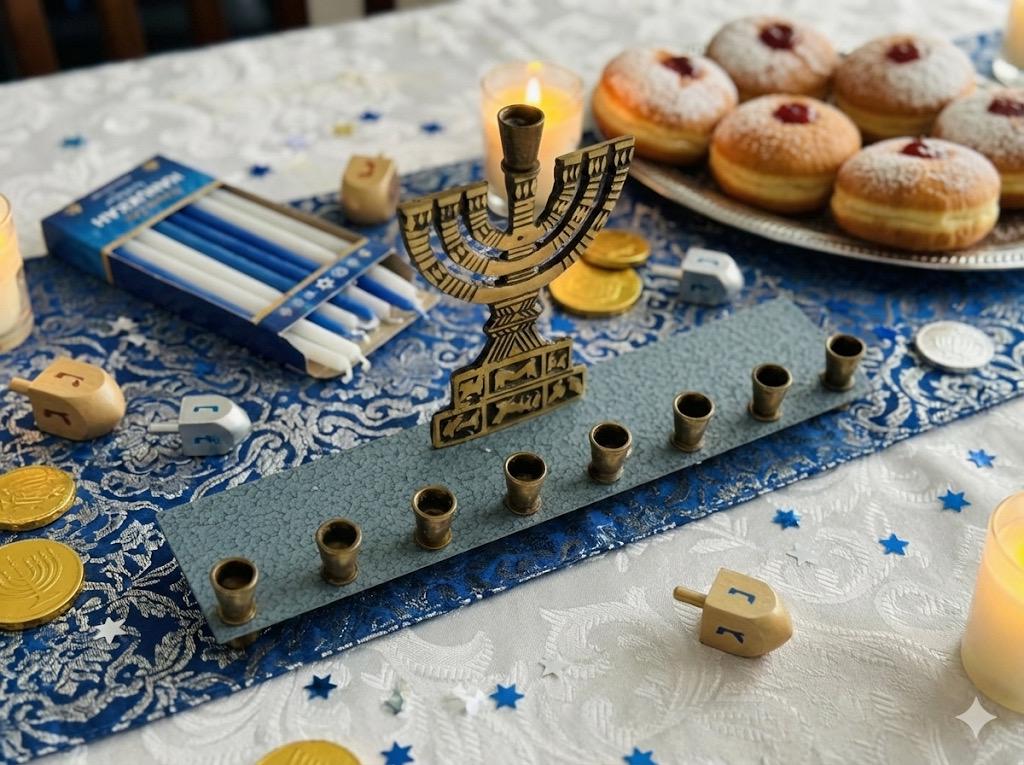 Vintage Oppenheim Israel Brass Menorah – Mid-Century Hanukkah Candle Holder – Blue Enamel Base – Judaica Collectible