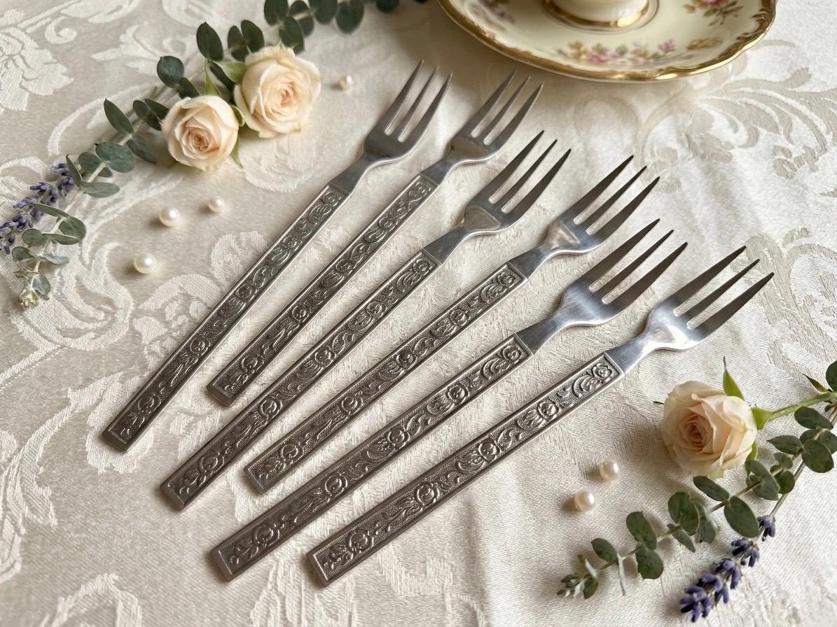 Vintage Stainless Hors d’Oeuvres Forks – 6 Styles Cocktail Appetizer Fork Sets