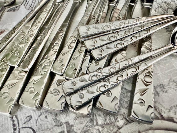 Vintage “Navaho” Stainless Flatware Set by 1847 Rogers Bros – Mid Century Modern (29pcs)