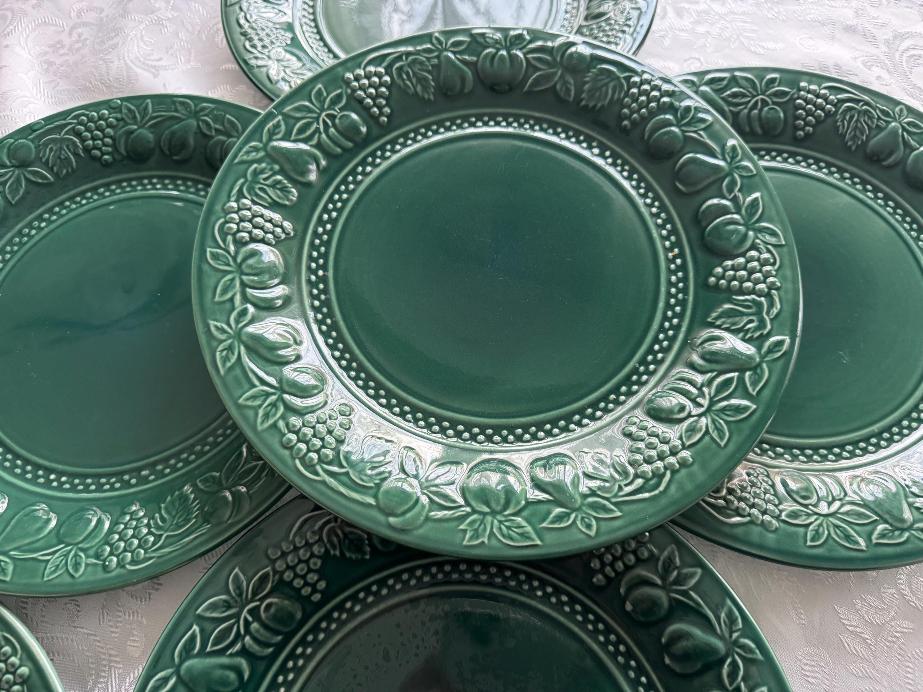 Corelle Stoneware Dinner Plate – 10.5” – Deep Green Fruit Border – Made in Thailand