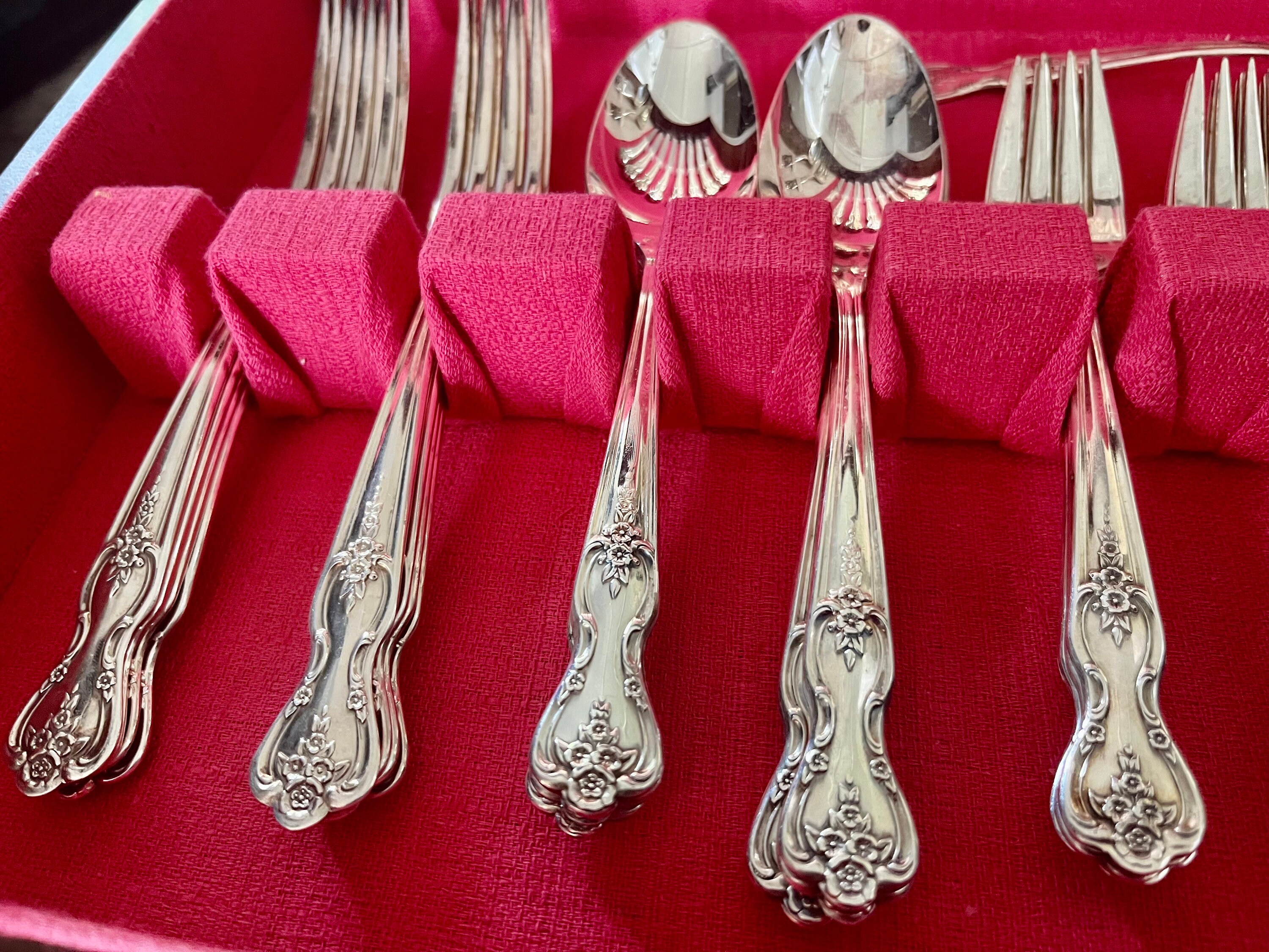 Complete Set for 12 Persons Vintage Silver Plated Silverware (1951) Inspiration Magnolia by Rogers & Bros - 64 Items