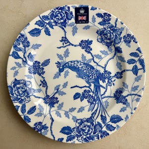 Plato llano azul y blanco / Loza inglesa de inspiración vintage / Hecho en Inglaterra 7. Garden Bird