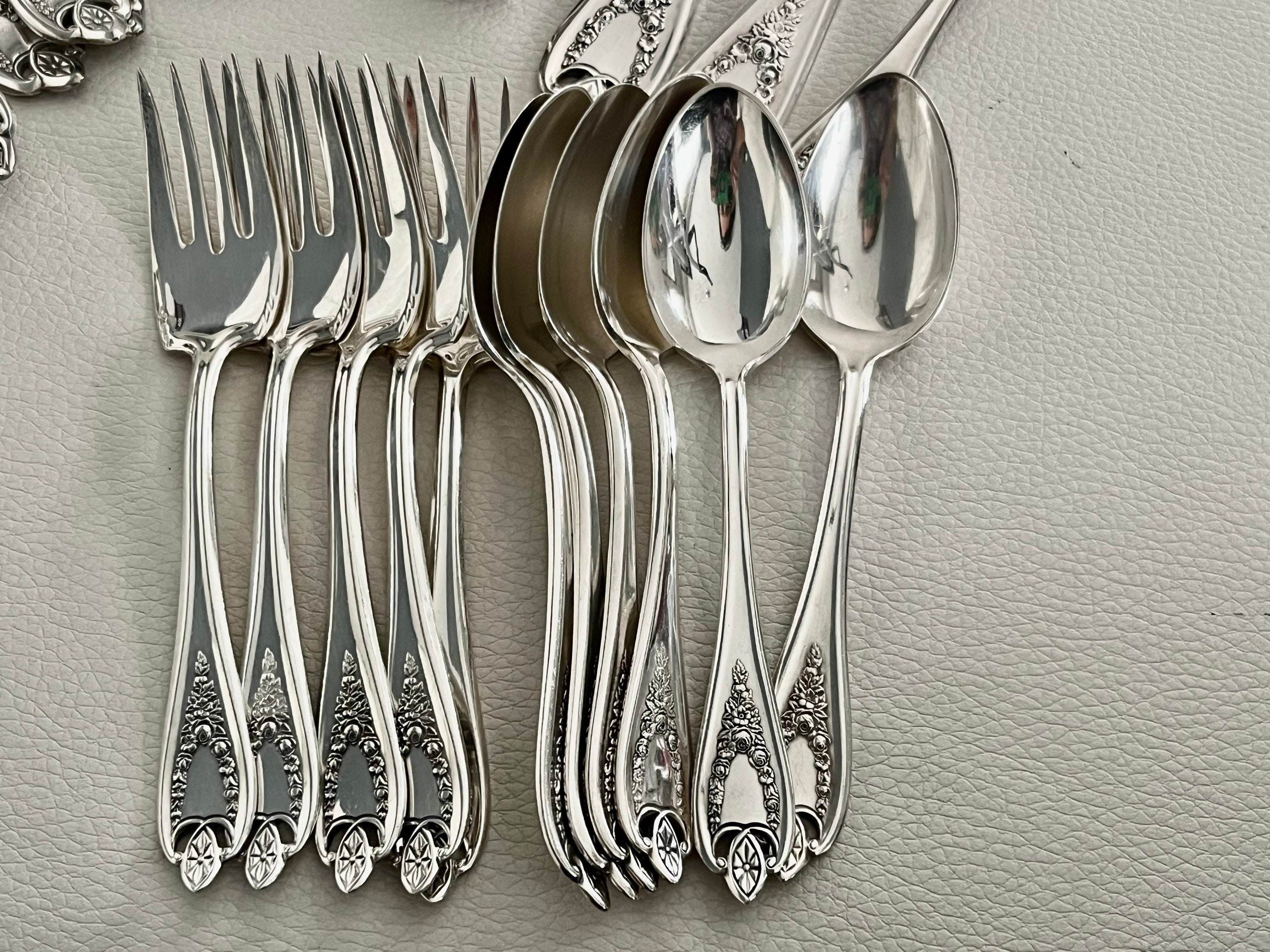 Vintage 1847 Rogers Old Colony Silverware Set for 8 and more: Art Nouveau Silverplate