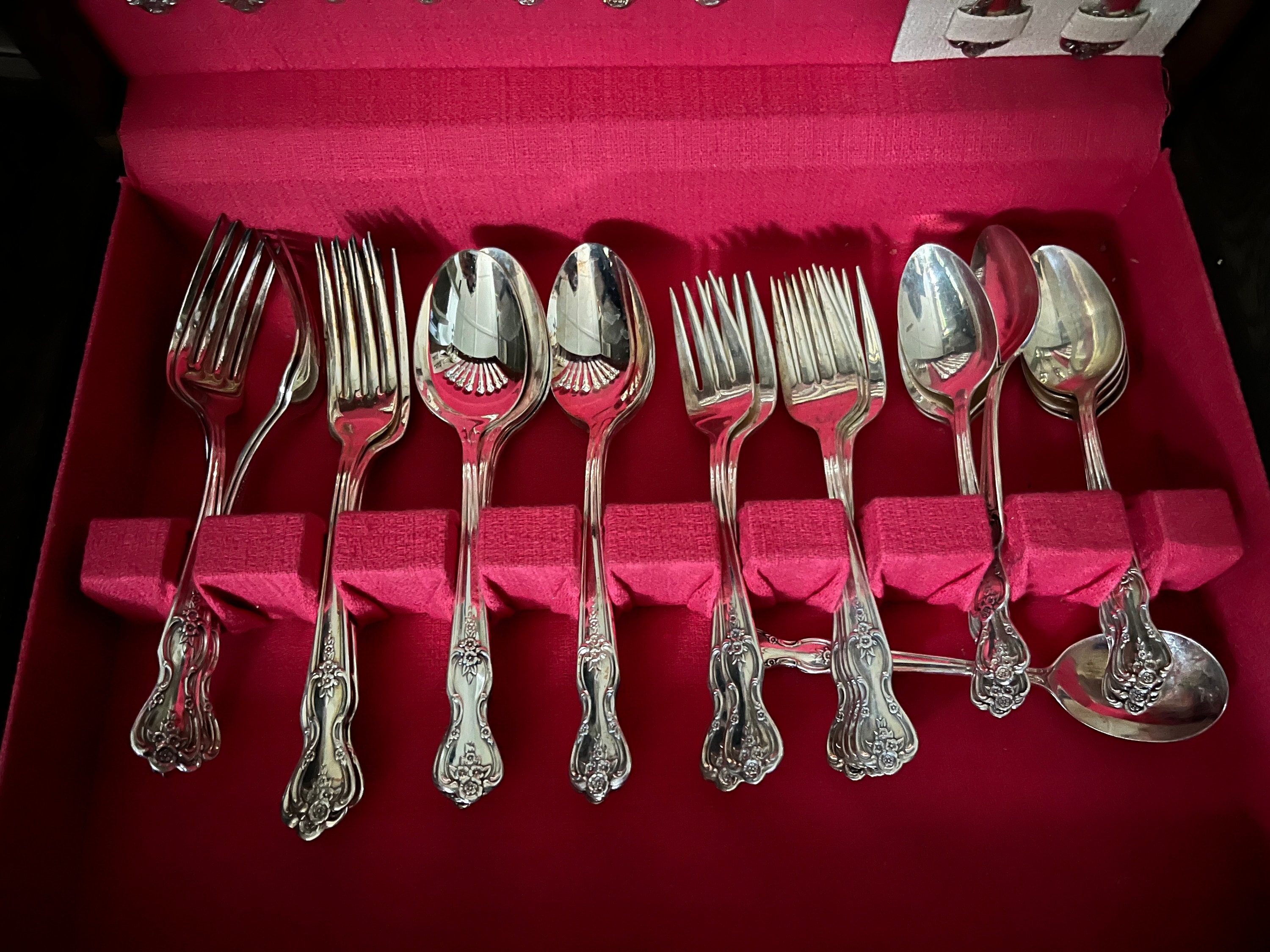 Complete Set for 12 Persons Vintage Silver Plated Silverware (1951) Inspiration Magnolia by Rogers & Bros - 64 Items