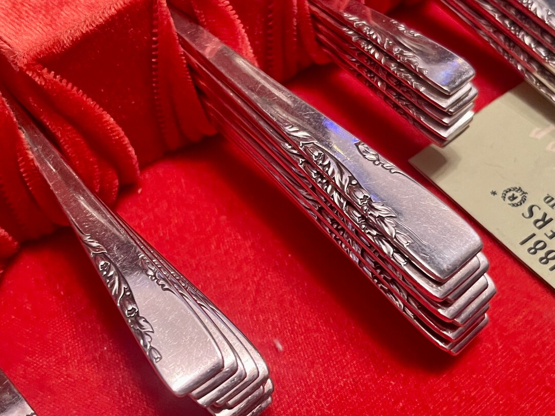 Vintage Proposal 1881 Rogers Oneida Silver Plated Silverware 1954 Set