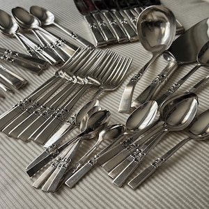 Vintage 1948 Morning Star Silverware Set – Art Deco Community Oneida for 8 (48pcs) image 13