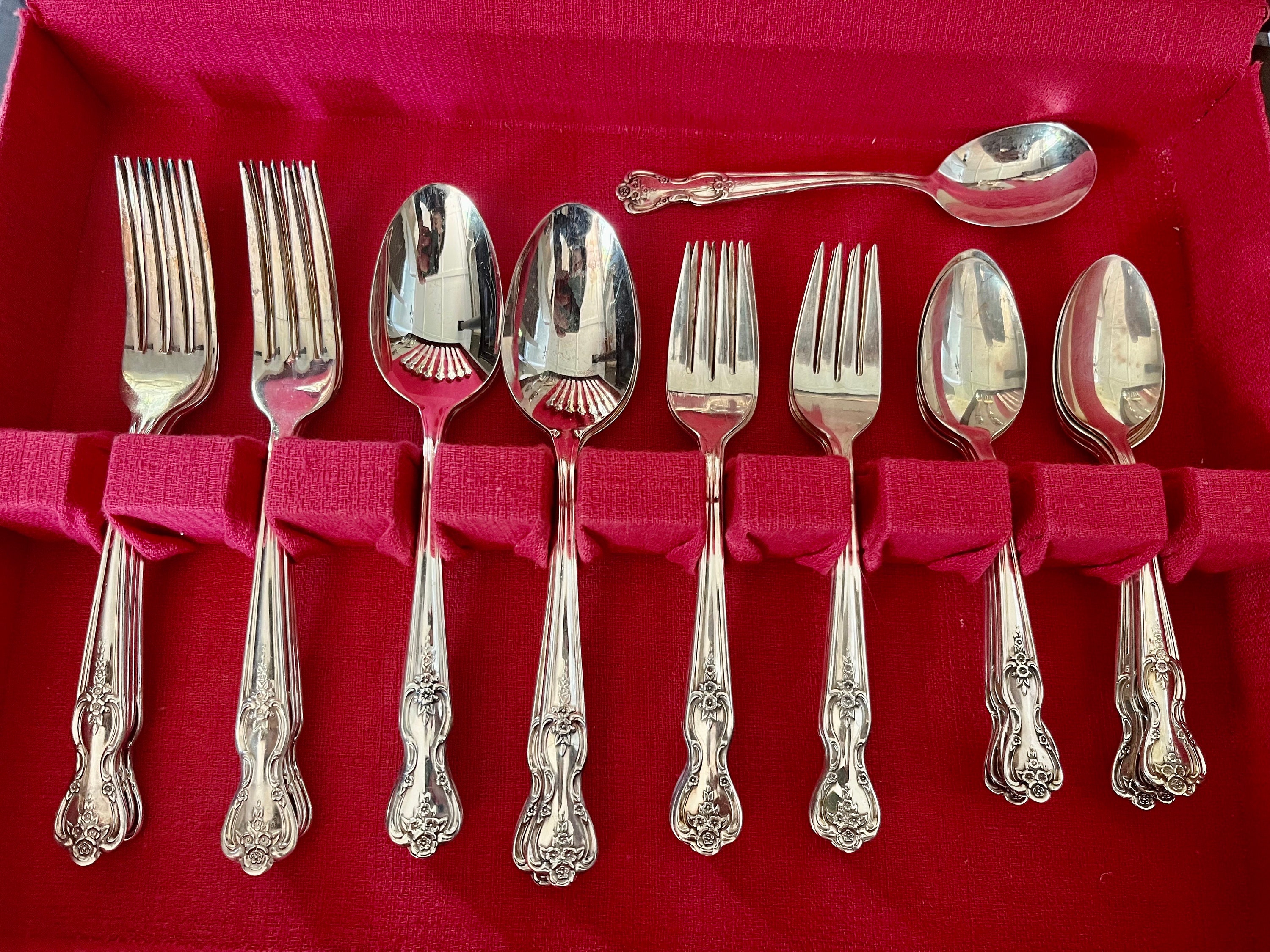 Complete Set for 12 Persons Vintage Silver Plated Silverware (1951) Inspiration Magnolia by Rogers & Bros - 64 Items