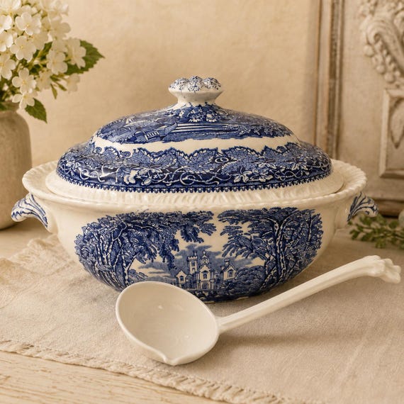 Vintage Mason’s Vista Blue Transferware Covered Soup Tureen With Ladle — English Ironstone