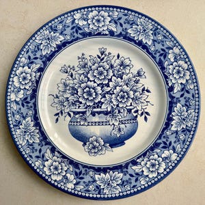 Plato llano azul y blanco / Loza inglesa de inspiración vintage / Hecho en Inglaterra 8. Flower Pot