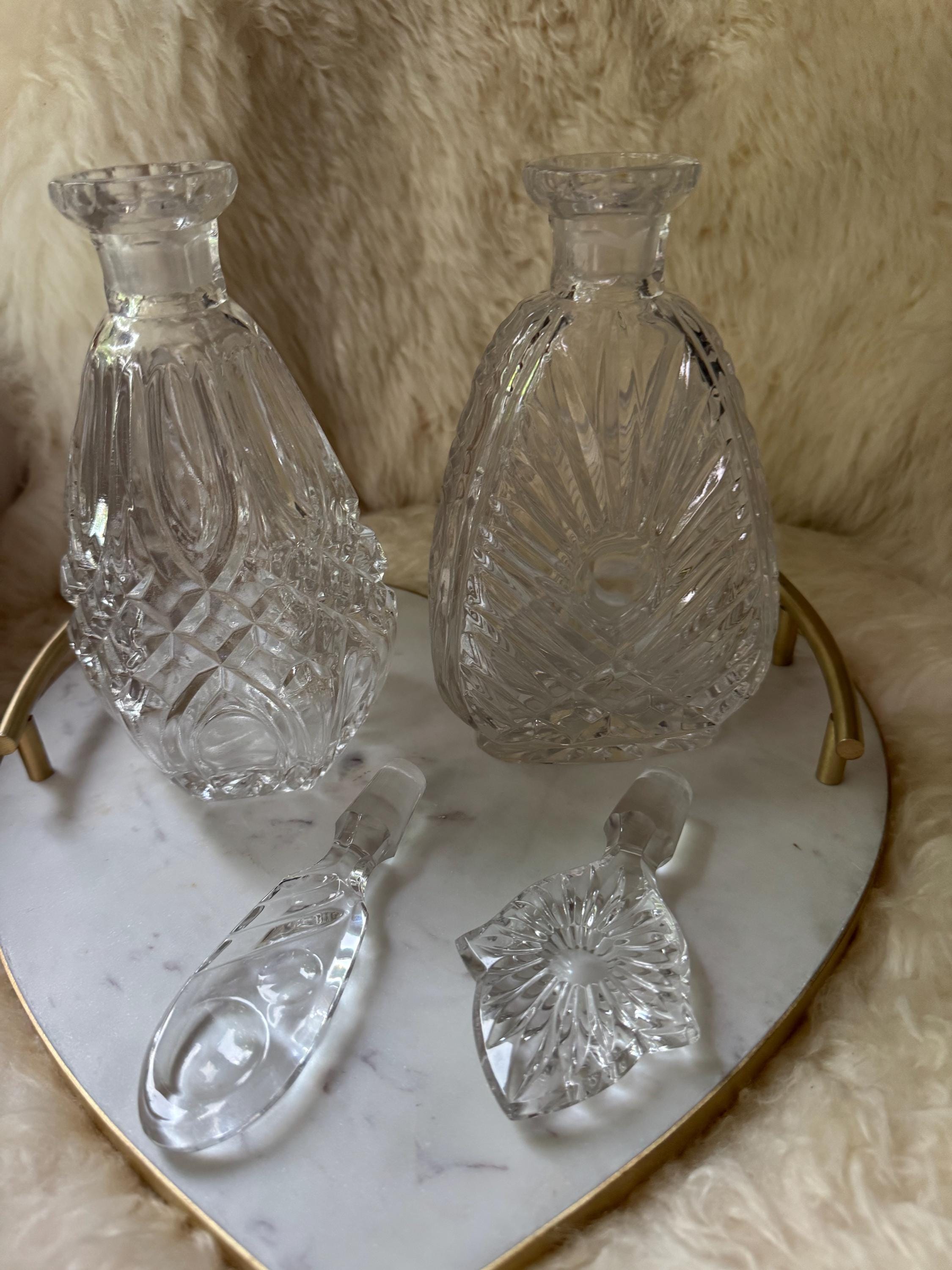 Vintage Cut Crystal Decanter with Stopper – Elegant Geometric Design