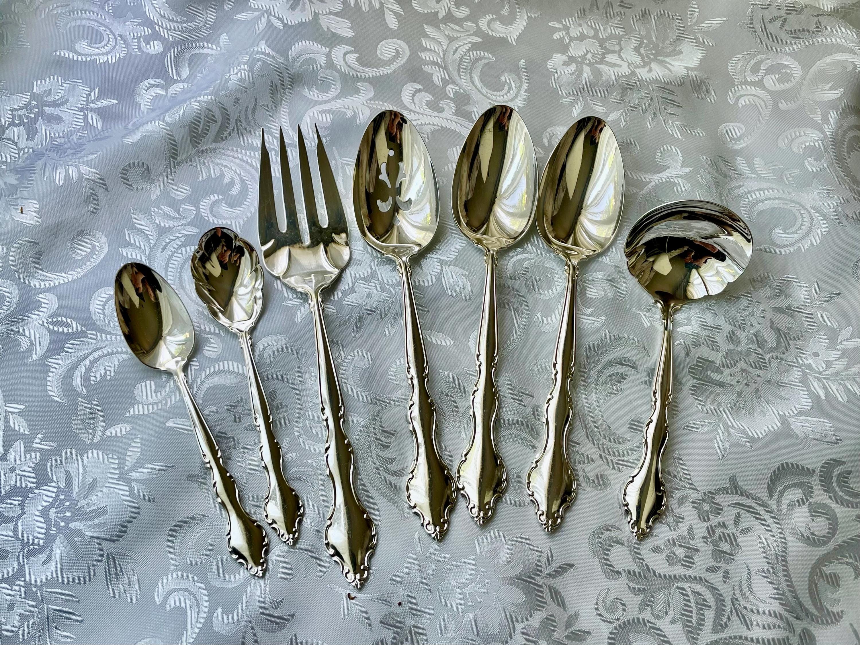 Vintage Wakefield Silverplate Serving Set — 8 Items, International Silver