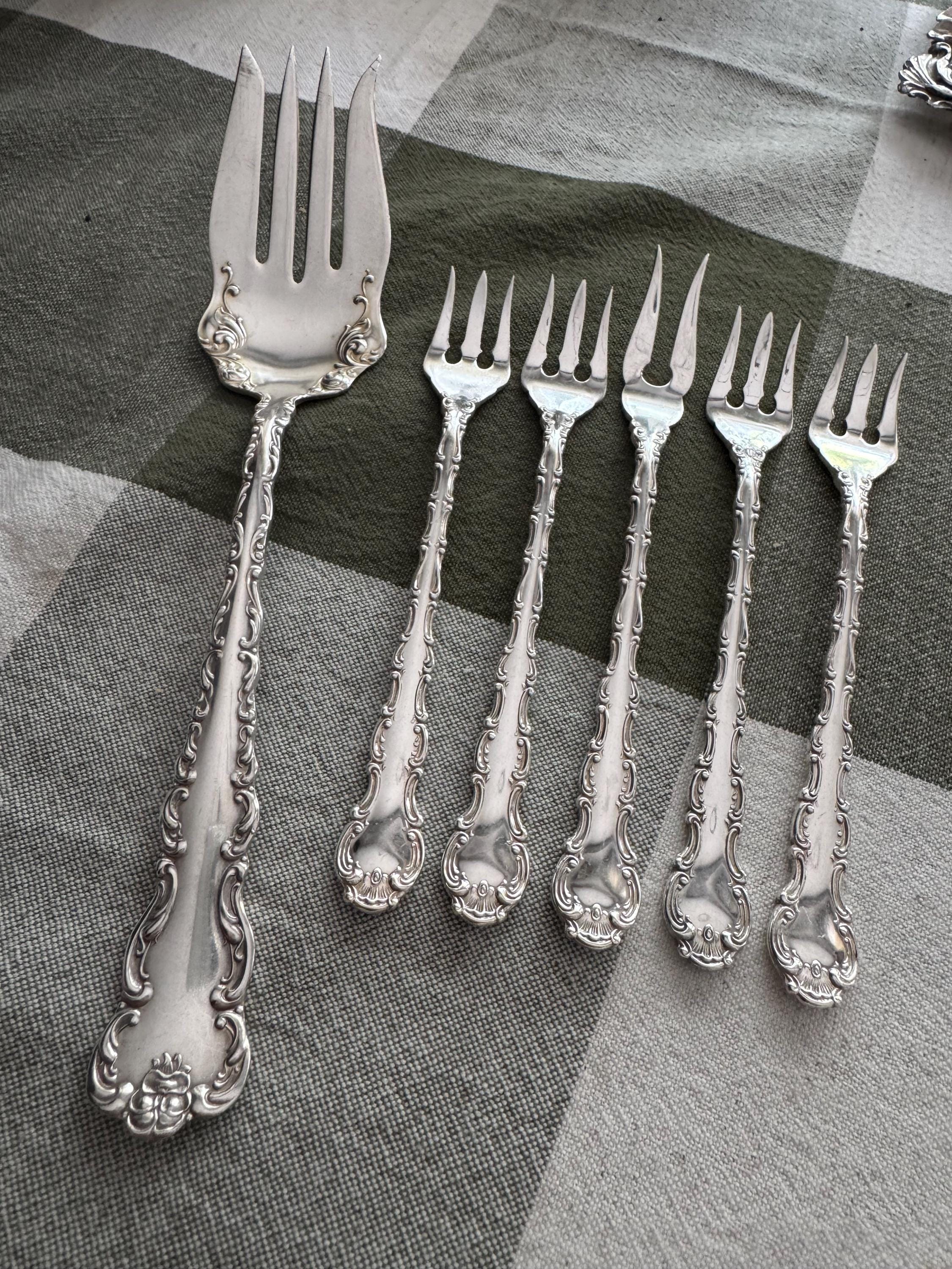Vintage Silverplate Serving Cocktail Fork Set – Birks Regency Plate & Louis XV A1 – Ornate Flatware – 6 Pieces