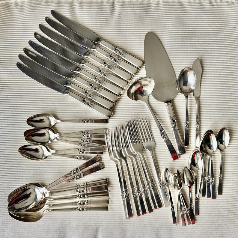 Vintage 1948 Morning Star Silverware Set – Art Deco Community Oneida for 8 (48pcs) image 2