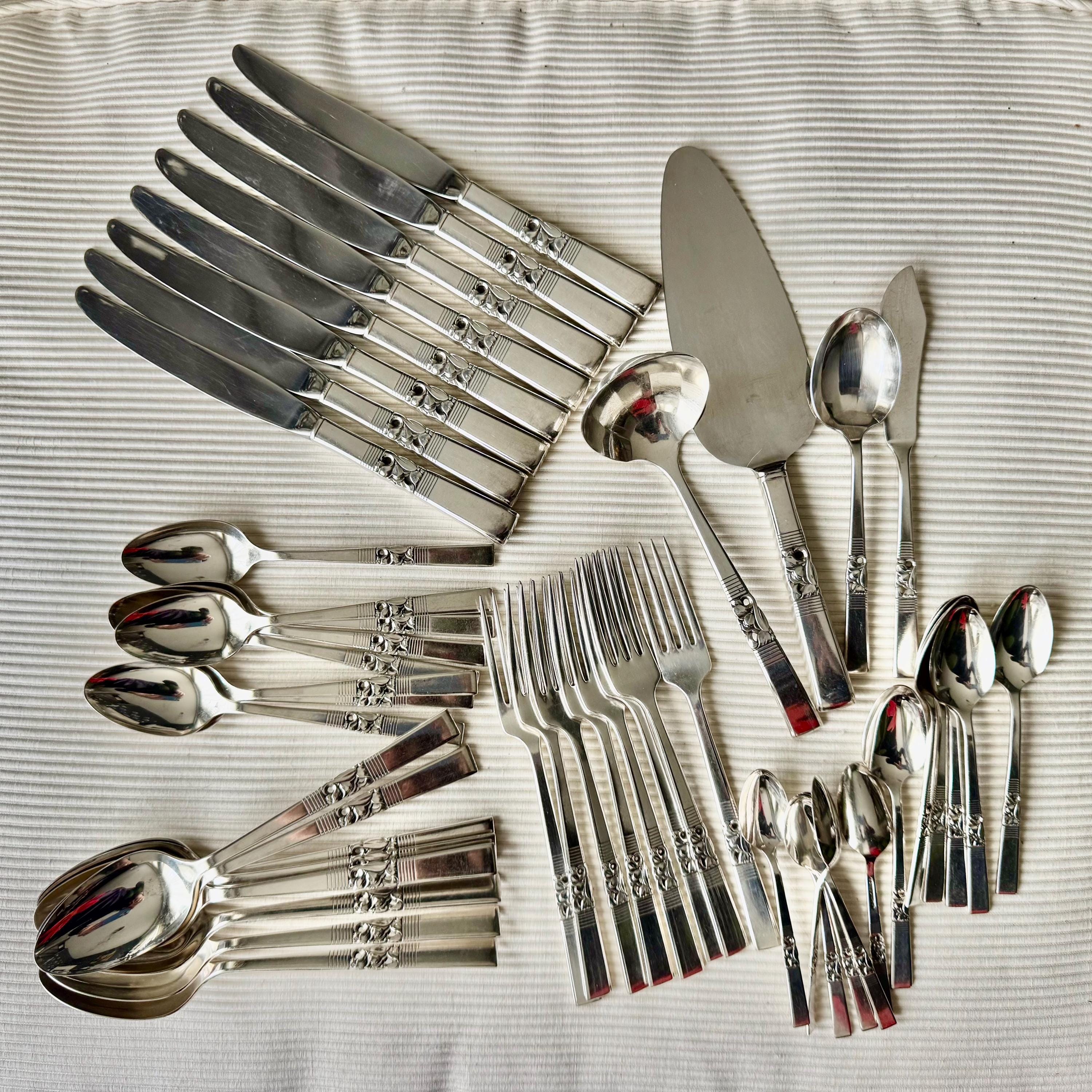 Vintage 1948 Morning Star Silverware Set – Art Deco Community Oneida for 8 (48pcs)
