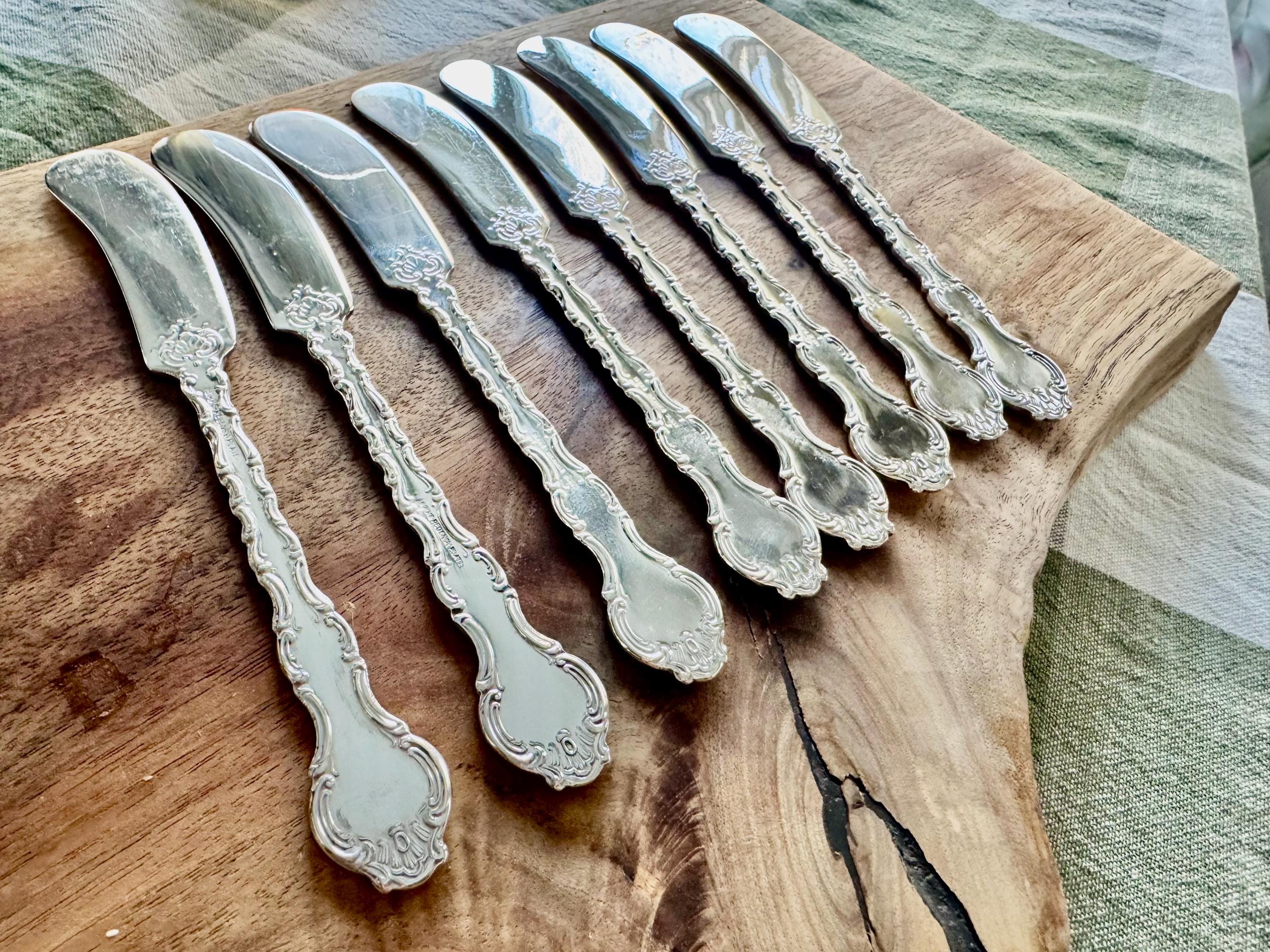Vintage Silverplate Spreaders — Birks Regency "Louis De France" Silverware — Set of 8