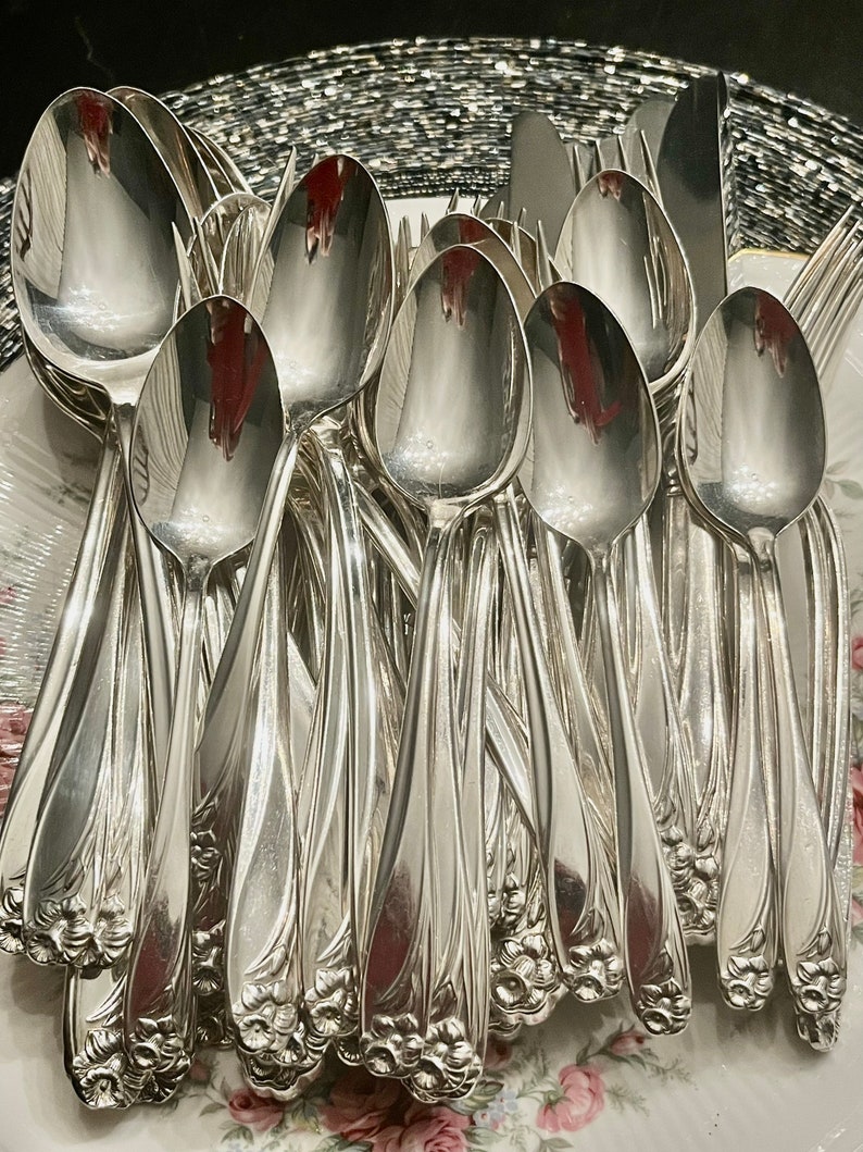 Vintage 1847 Rogers Bros Silver Plated daffodil Complete Etsy