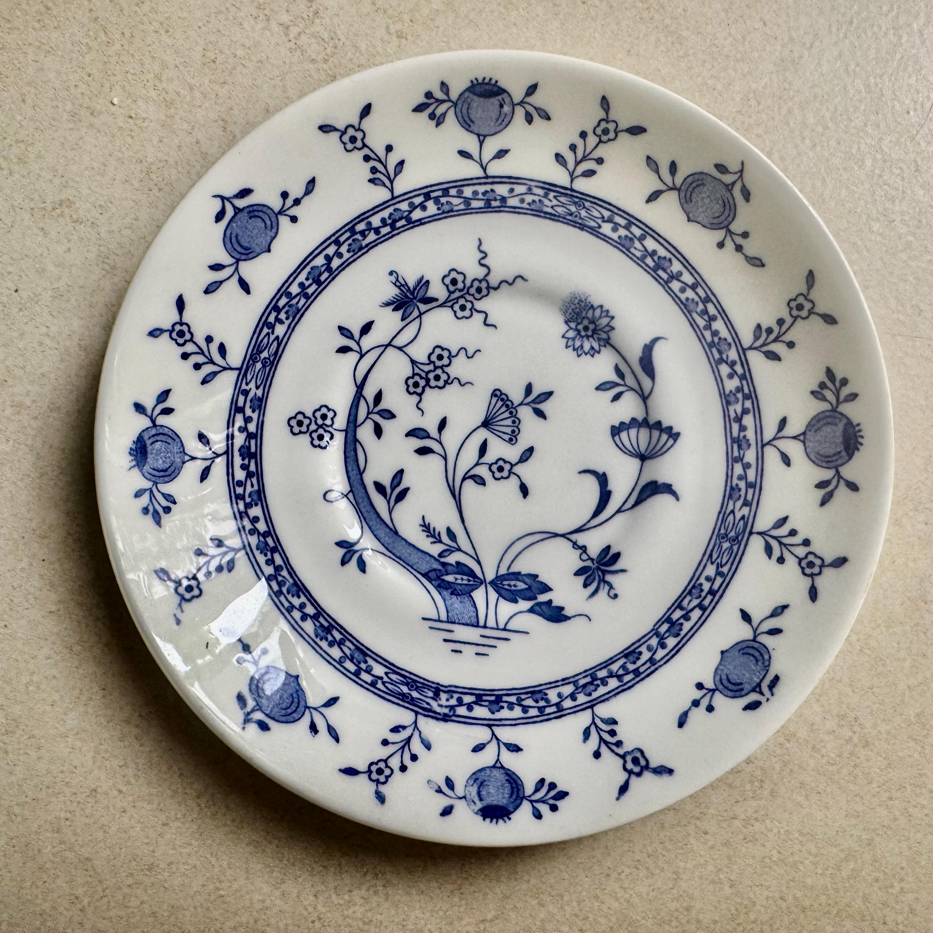 Vintage Blue & White Botanical Wall Plate Gallery — 7 Piece Curated Collection
