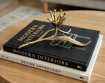 Vintage Brass Lotus Candle Holder – Sculptural Mid Century Brass Decor