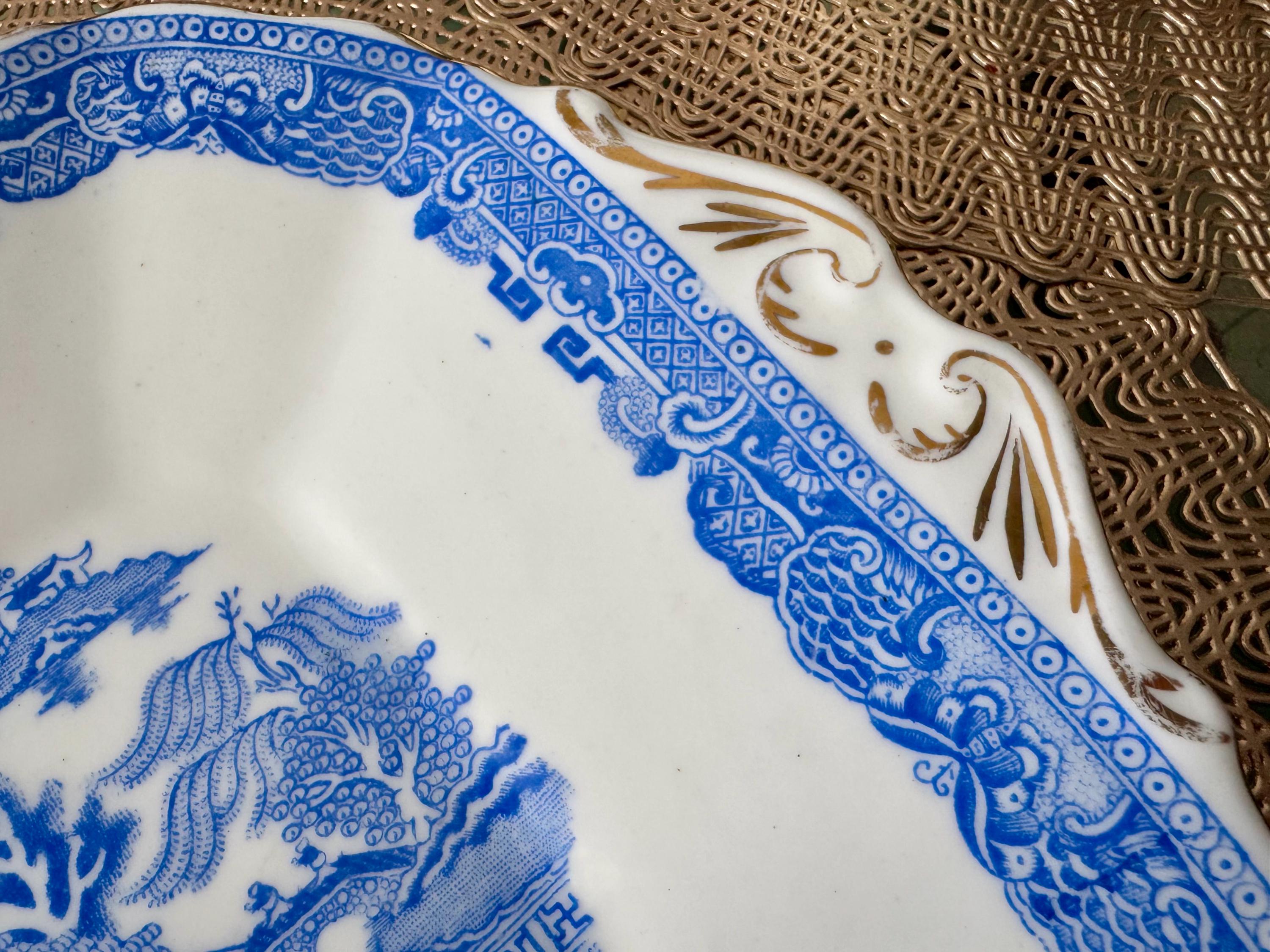 Antique Edwards & Brown Blue Willow Handled Serving Plate – Made in England (1874-1932)