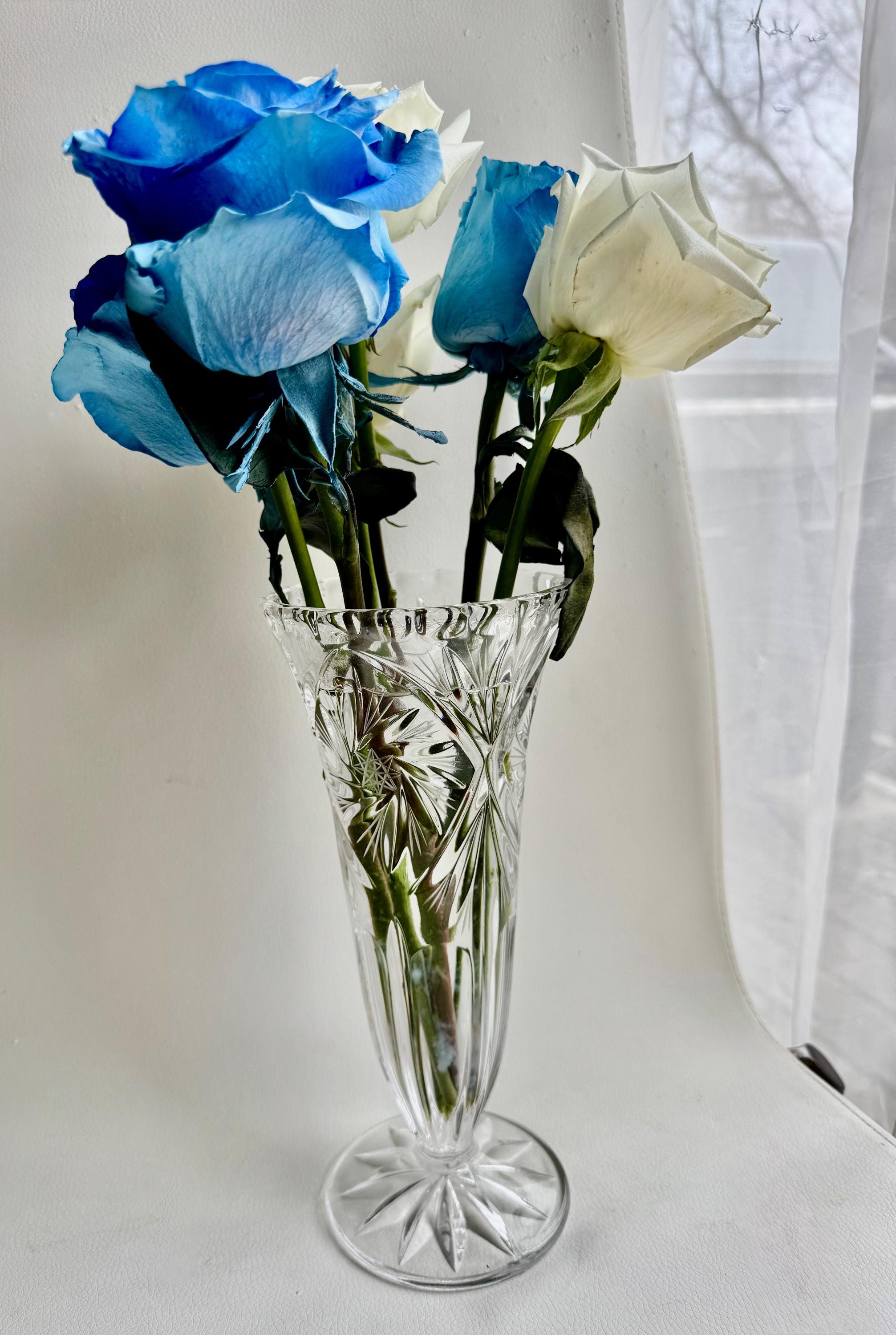 Vintage Clear Cut Crystal Elegance – Bohemian Czech Pinwheel Style Vase – 11” Tall