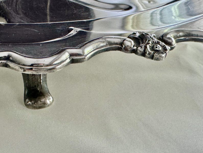 Elegant Vintage Silverplate Meat Trays – Footed – Ornate & Functional – Sold Individually bild 12