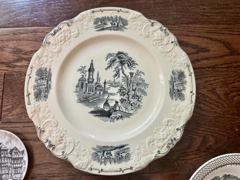 Vintage Royalty Wall Plates – Black & White Gallery Collection, Ceramic Porcelain bild 5