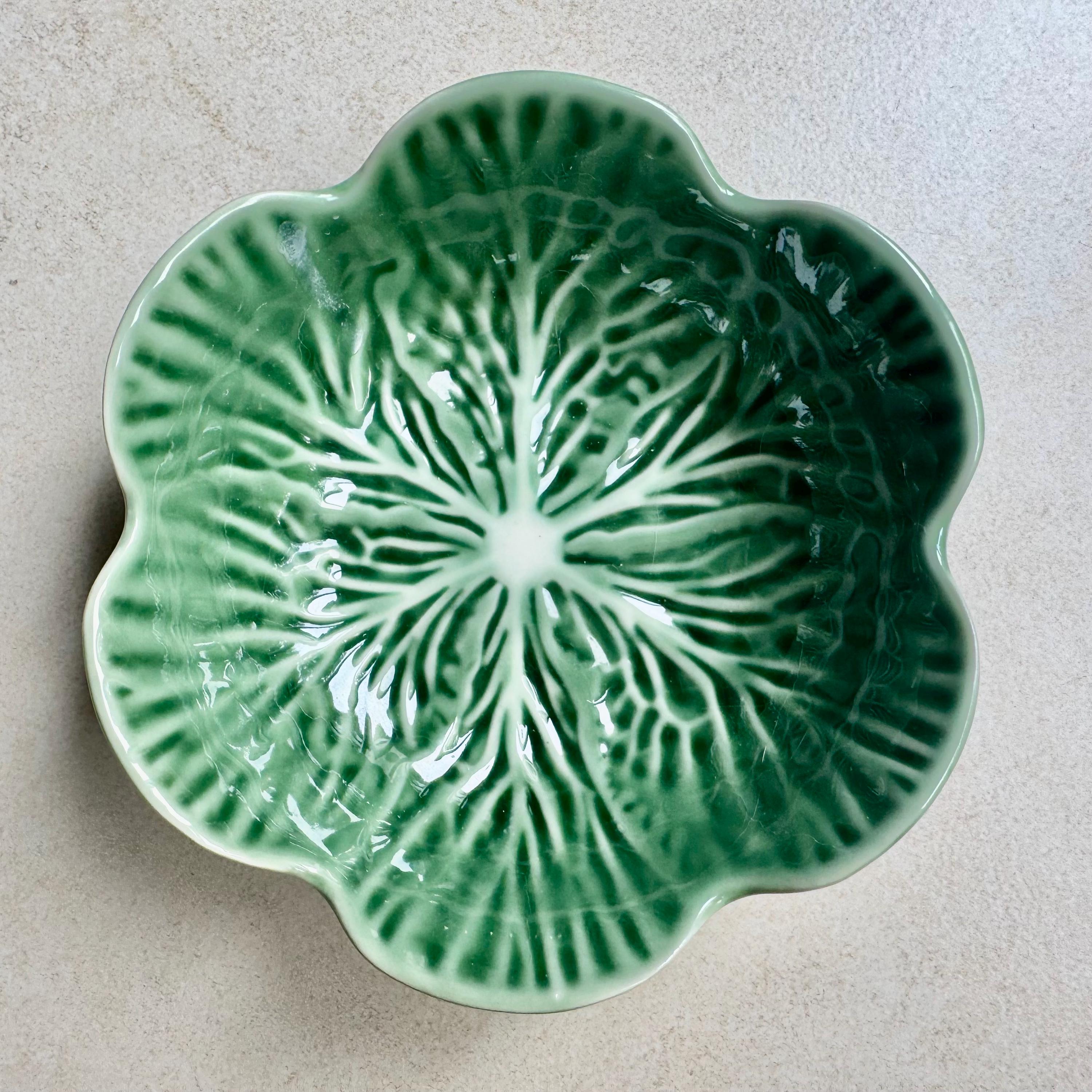 Vintage Green Botanical Wall Plate Collection – Set of 7 | Leaf & Cabbage Plates | Majolica Style Wall Gallery | Grandmillennial Decor
