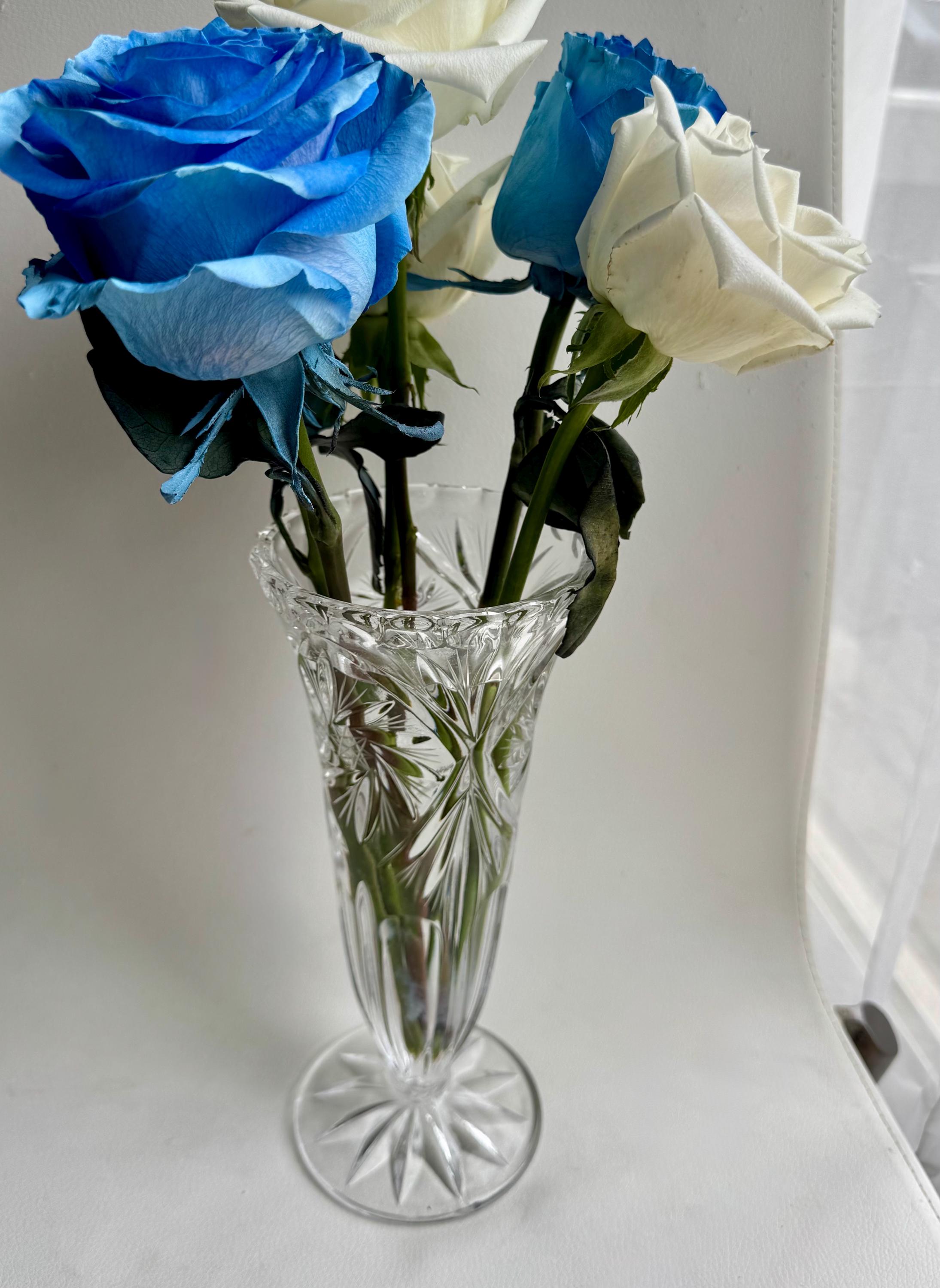 Vintage Clear Cut Crystal Elegance – Bohemian Czech Pinwheel Style Vase – 11” Tall