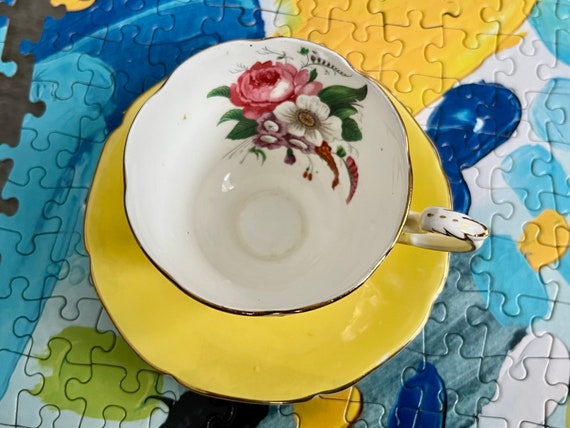Vintage Paragon Double Warrant Bone China Teacup & Saucer – Yellow Floral Tea Cup Set – Made in England