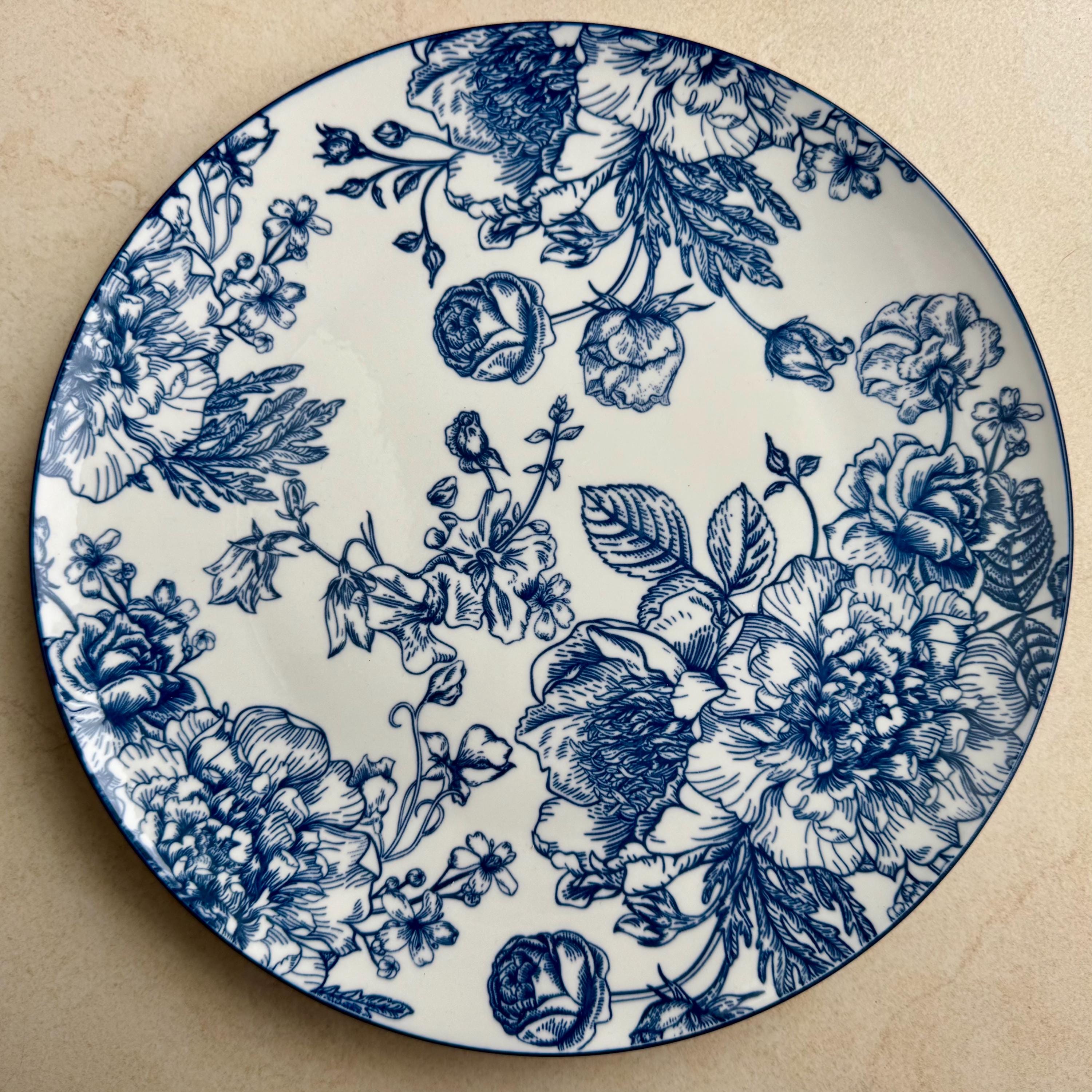 Gallery Wall Mismatched Set in Blue & Green - Collection of 7 Vintage Plates