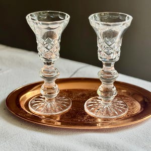 Pair of Vintage Cut Crystal Candlesticks – Likely Waterford bild 2