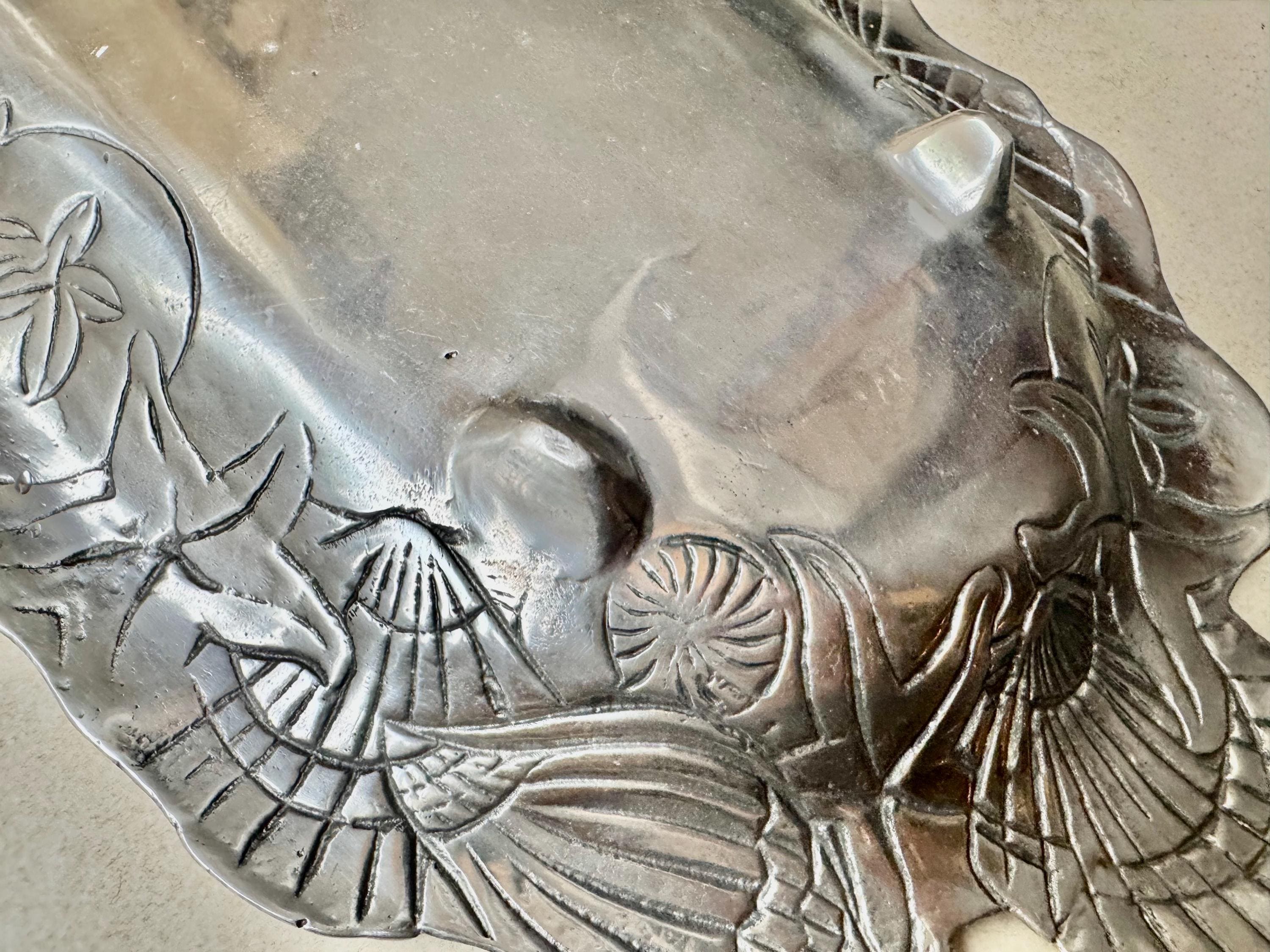 Mariposa Starfish & Scallop Shell Oval Platter | Coastal Aluminum Serving Tray | 18″