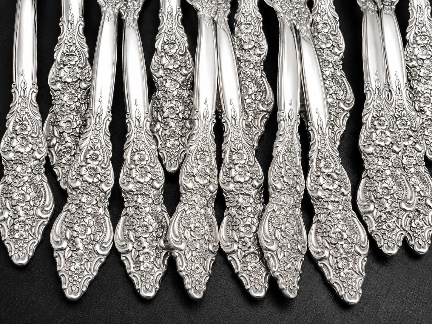 Vintage 1847 Rogers Bros Silver Renaissance Silverplate Flatware