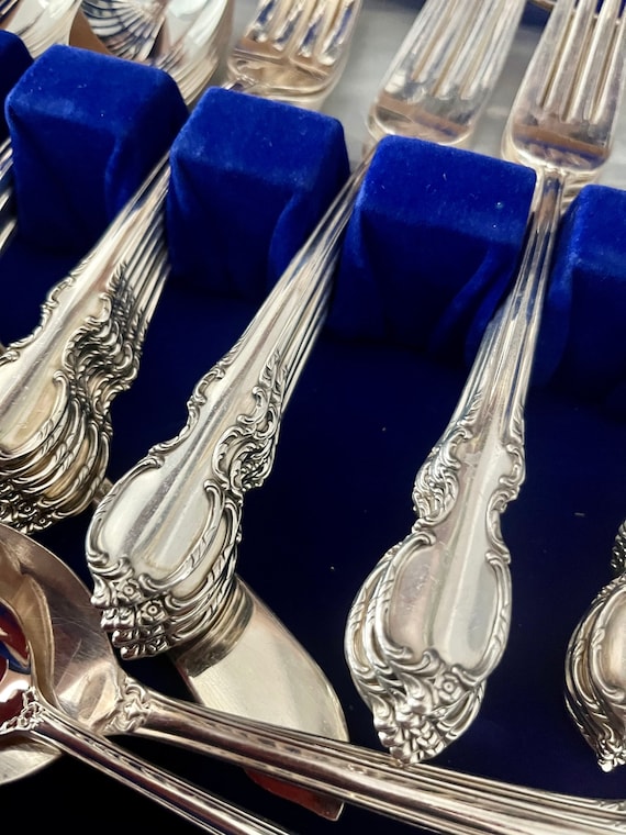 Vintage 1847 Rogers Bros Silver Plated Flatware Set – “Reflection” Service for 8, 52 Items